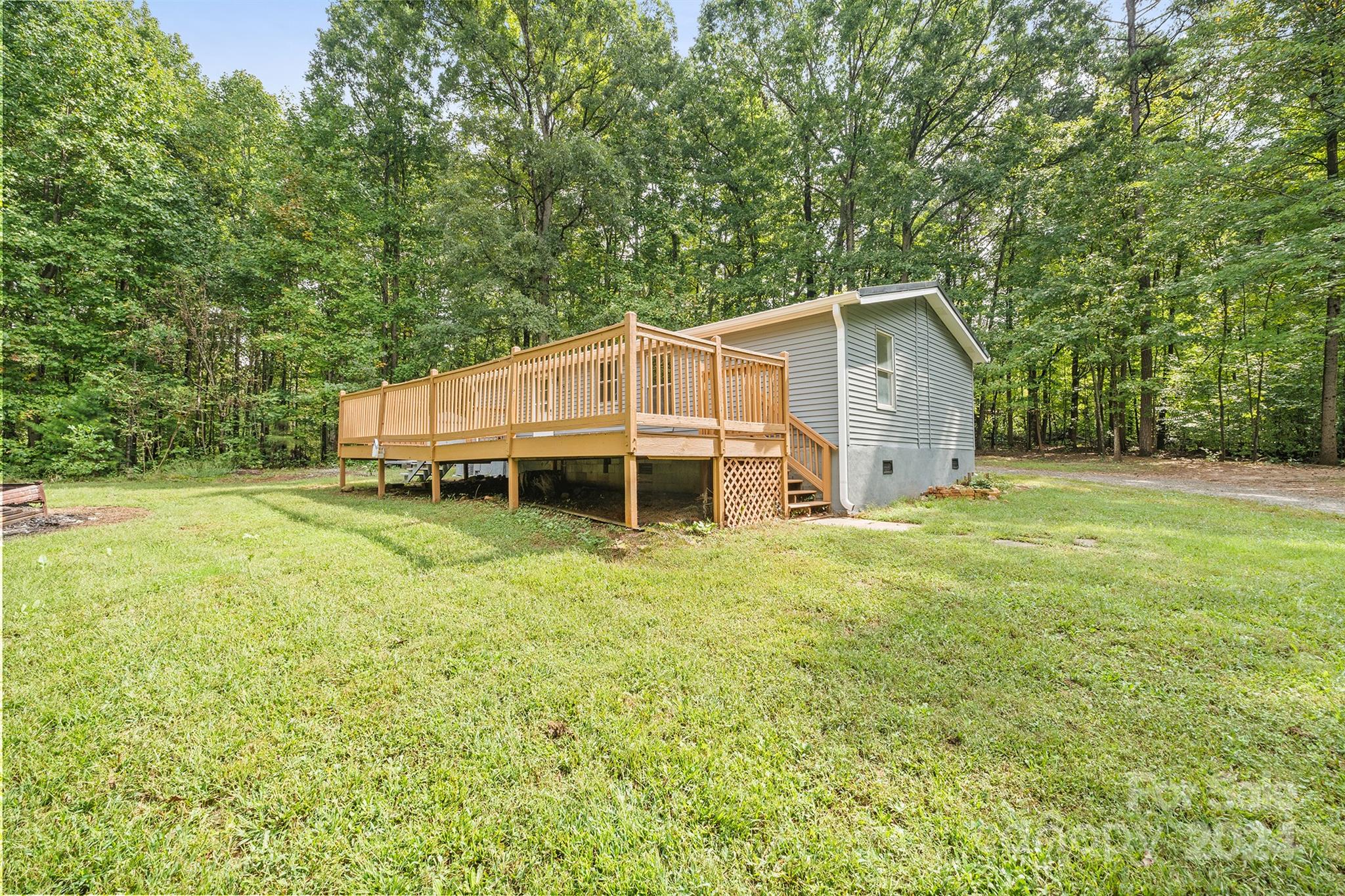 113 Clements Road Statesville, NC 28677 - Photo 6 of 31 Gallery Image 6
