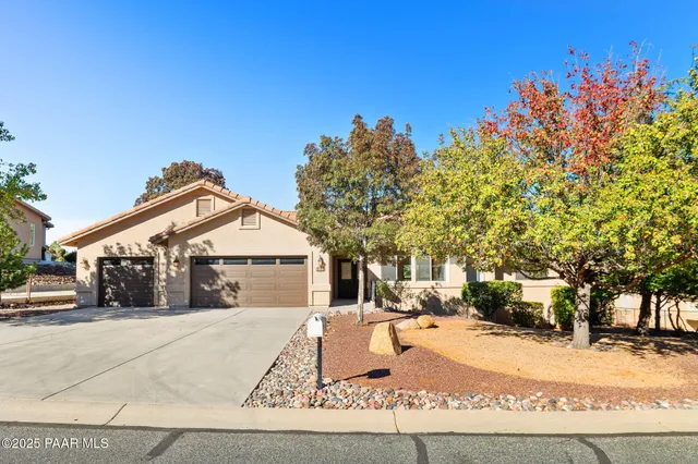 $695,000 | 844 Thicket Lane, Prescott, AZ 86305