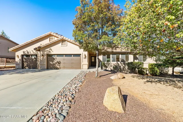 $695,000 | 844 Thicket Lane, Prescott, AZ 86305