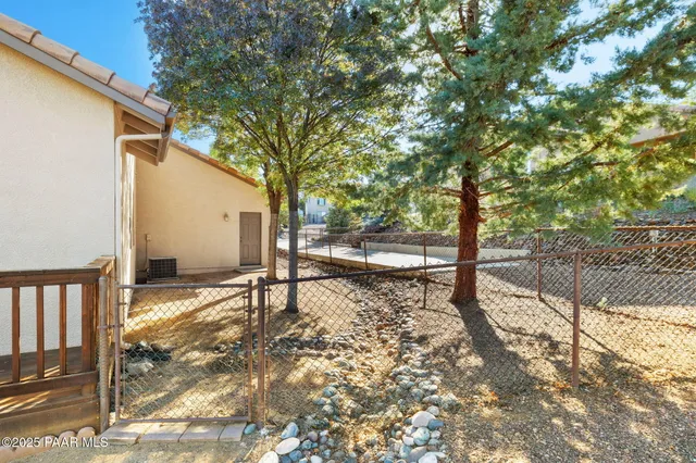 $695,000 | 844 Thicket Lane, Prescott, AZ 86305