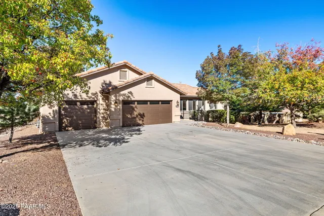 $695,000 | 844 Thicket Lane, Prescott, AZ 86305