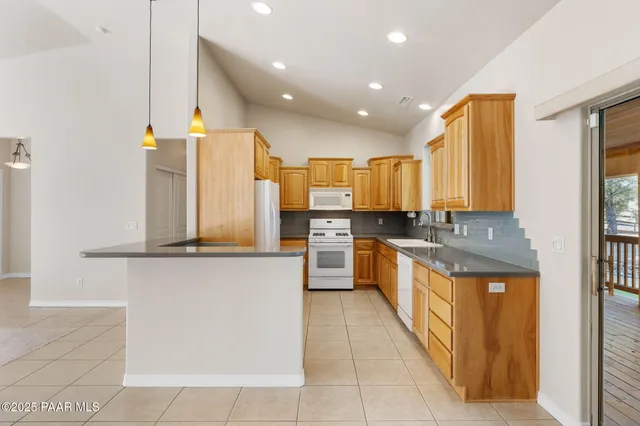 $695,000 | 844 Thicket Lane, Prescott, AZ 86305