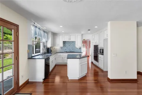 $1,032,500 | 1611 San Almada Road, Corona, CA 92882