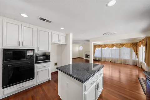 $1,032,500 | 1611 San Almada Road, Corona, CA 92882