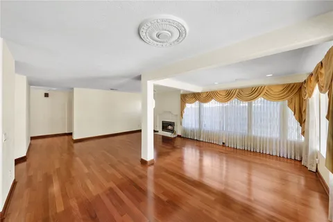 $1,032,500 | 1611 San Almada Road, Corona, CA 92882