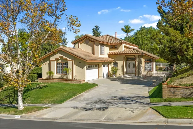 $1,032,500 | 1611 San Almada Road, Corona, CA 92882