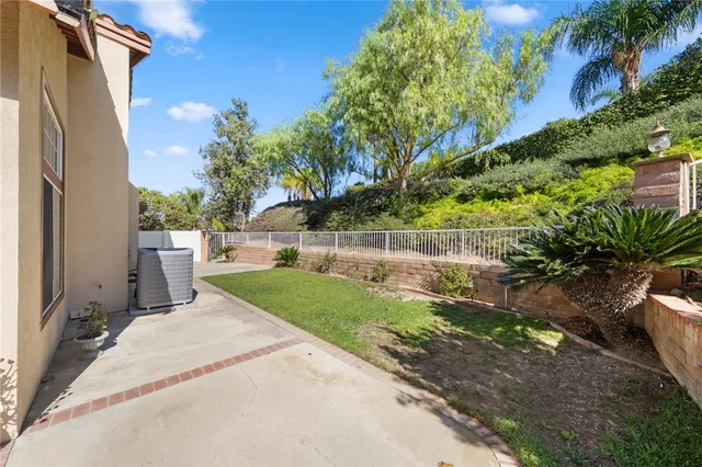$1,032,500 | 1611 San Almada Road, Corona, CA 92882
