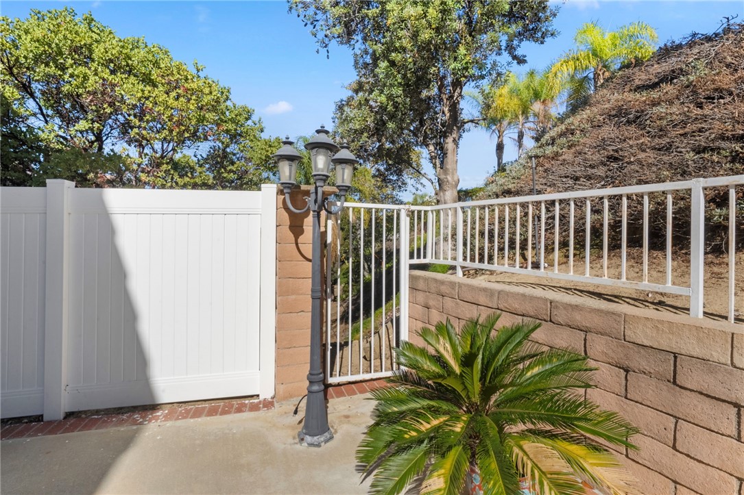 1611 San Almada Road Corona, CA 92882 - Photo 29 of 52