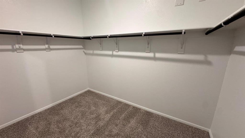 325 Wildrose Circle Cleburne, TX 76033 - Photo 9 of 24 a view of small space