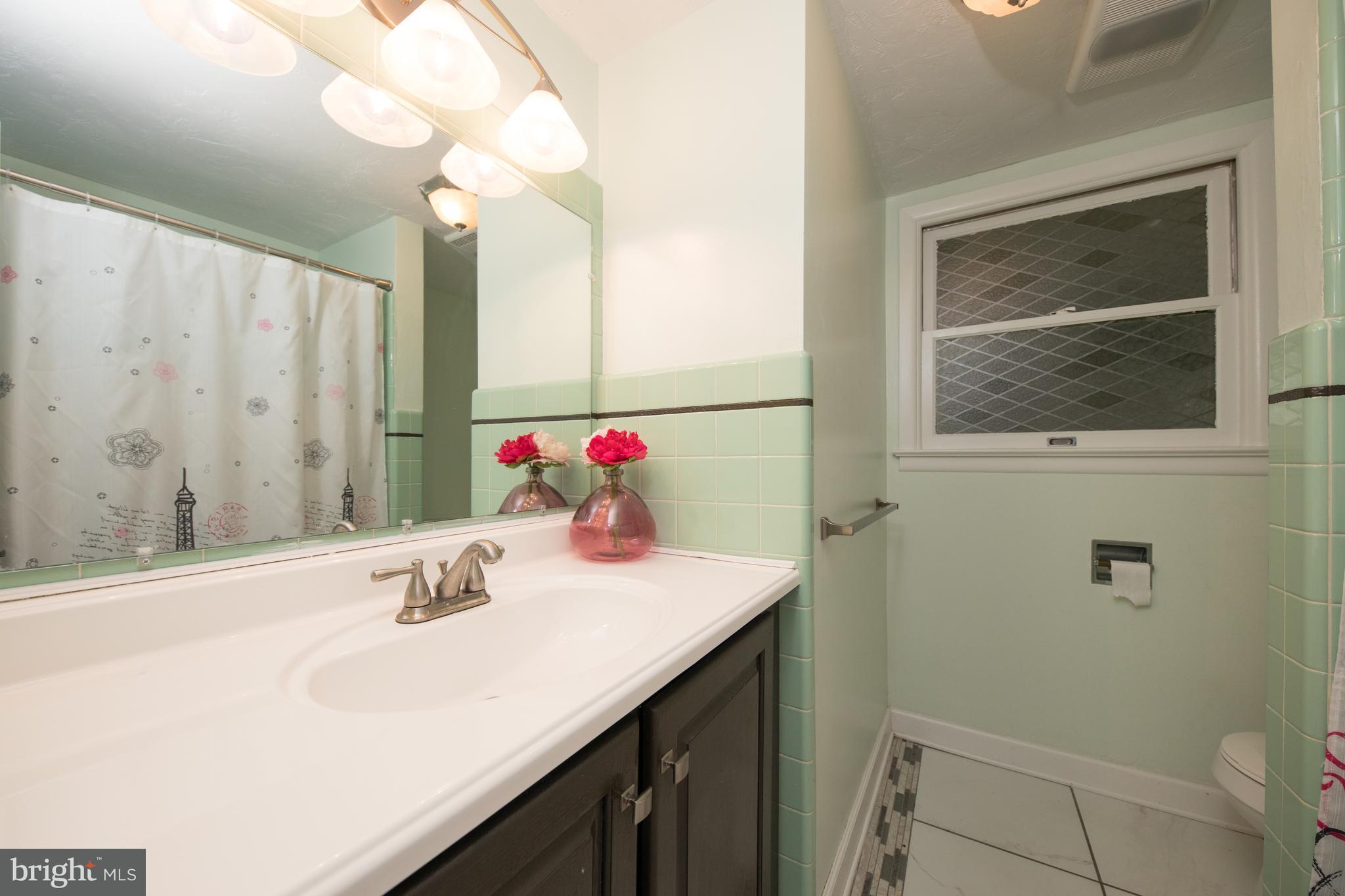 625 Green Valley Road York, PA 17403 - Photo 15 of 36 Gallery Image 15