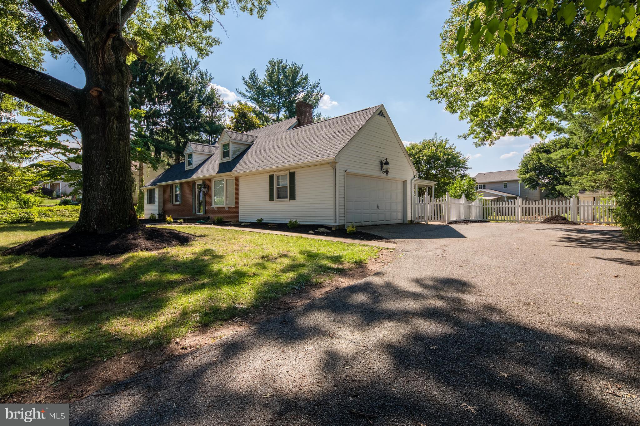 625 Green Valley Road York, PA 17403 - Photo 3 of 36 Gallery Image 3