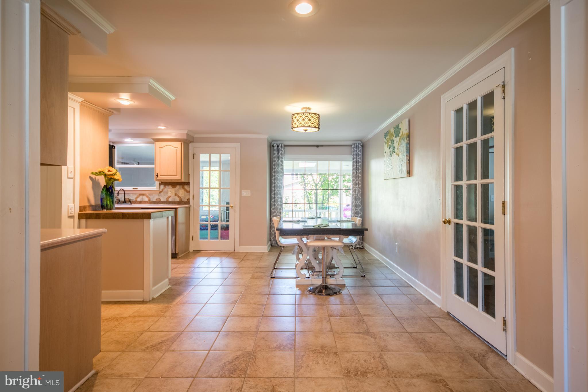 625 Green Valley Road York, PA 17403 - Photo 7 of 36 Gallery Image 7