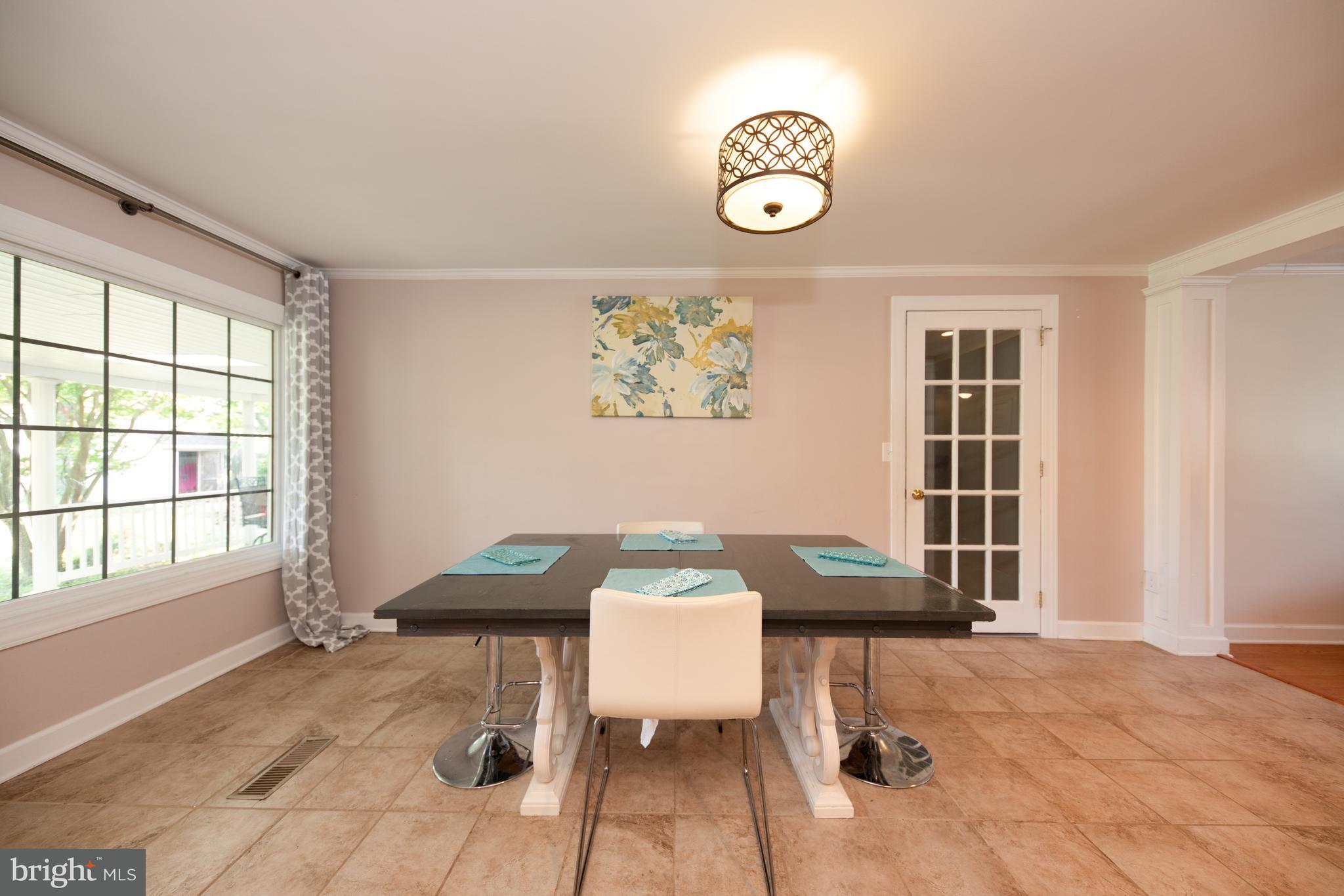 625 Green Valley Road York, PA 17403 - Photo 8 of 36 Gallery Image 8