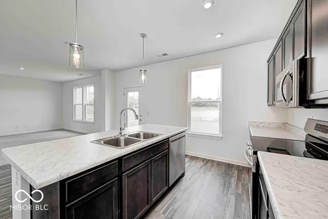 $264,999 | 2033 Black Oak Drive, Shelbyville, IN 46176