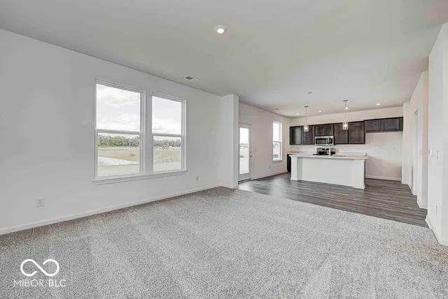 $264,999 | 2033 Black Oak Drive, Shelbyville, IN 46176