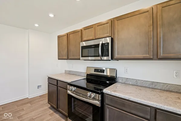 $259,999 | 2033 Black Oak Drive, Shelbyville, IN 46176