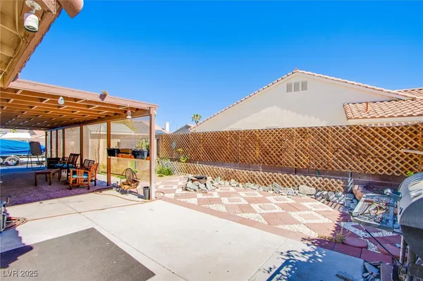 $5,000 | 6420 Break Point Avenue, Las Vegas, NV 89130