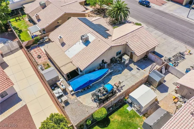 $5,000 | 6420 Break Point Avenue, Las Vegas, NV 89130