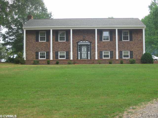 4961 Windsor Road Sandston, VA 23150 - Photo 1 of 12 Exterior Front