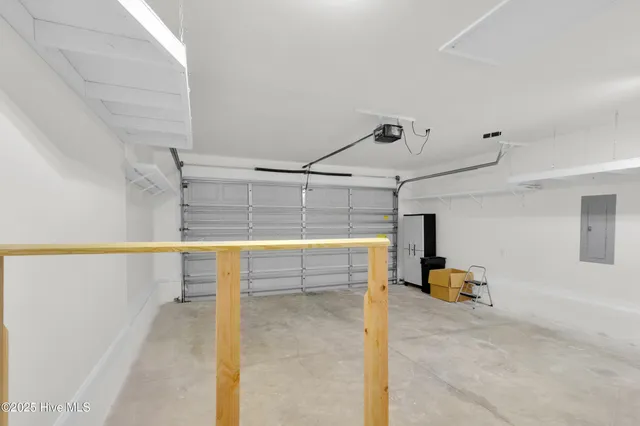 $2,200 | 204 Two Oaks Court, Newport, NC 28570