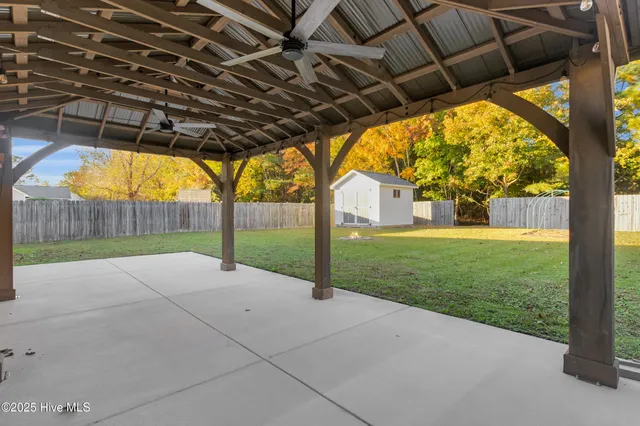 $2,200 | 204 Two Oaks Court, Newport, NC 28570