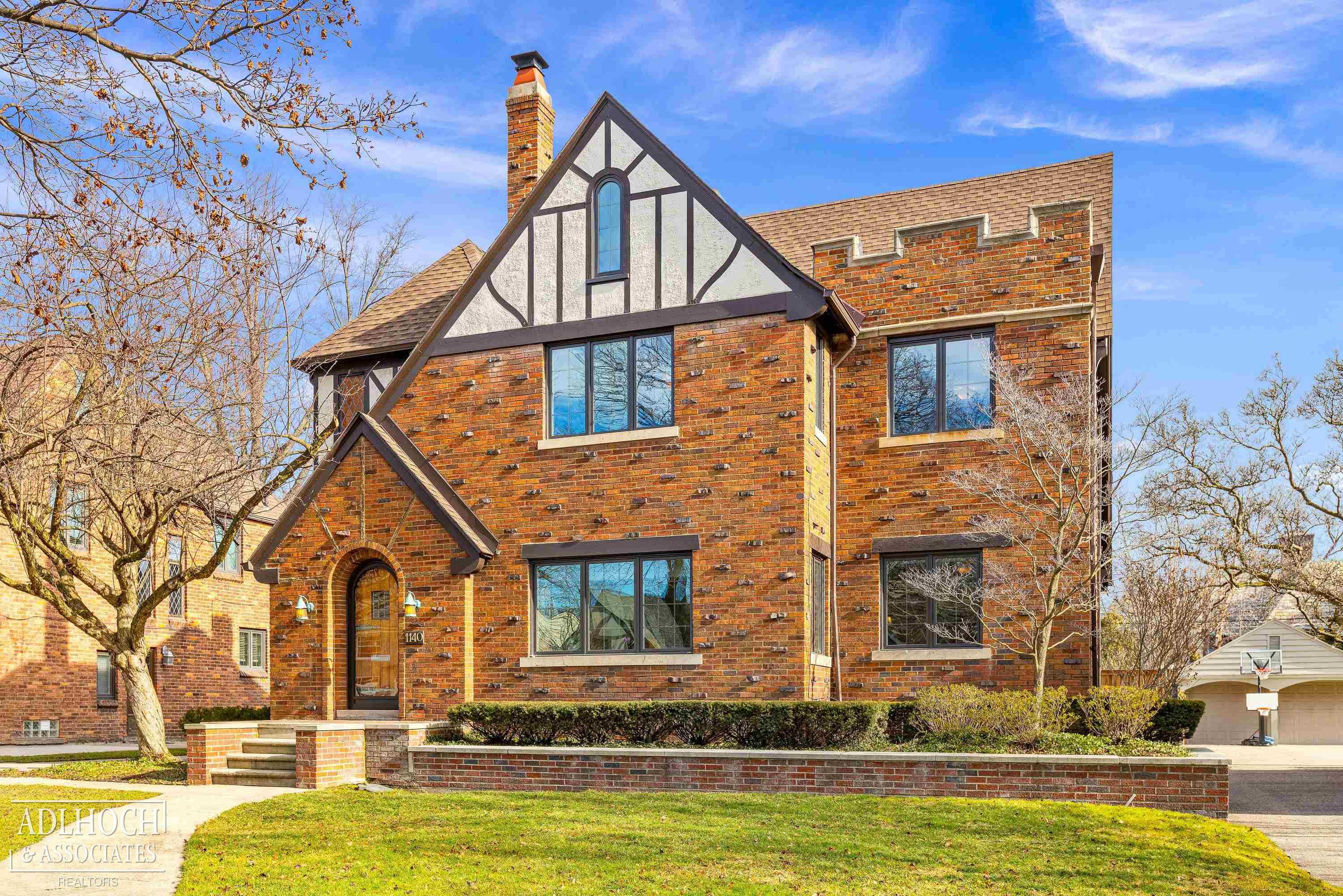 1140 Yorkshire Road Grosse Pointe Park, MI 48230 - Photo 1 of 45
