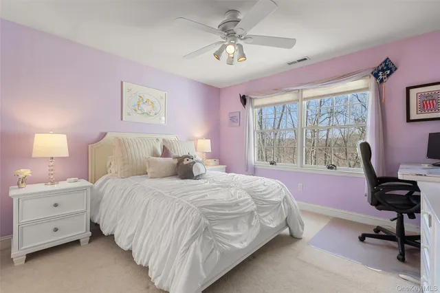 $1,299,000 | 13 Hyatt Lane, Somers, NY 10589