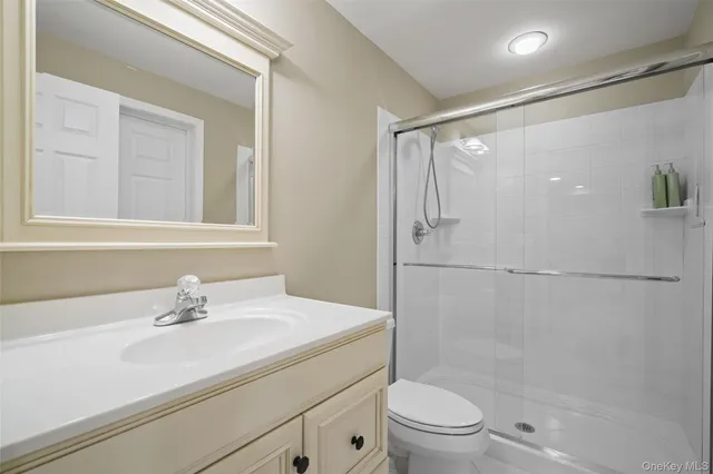 $1,299,000 | 13 Hyatt Lane, Somers, NY 10589