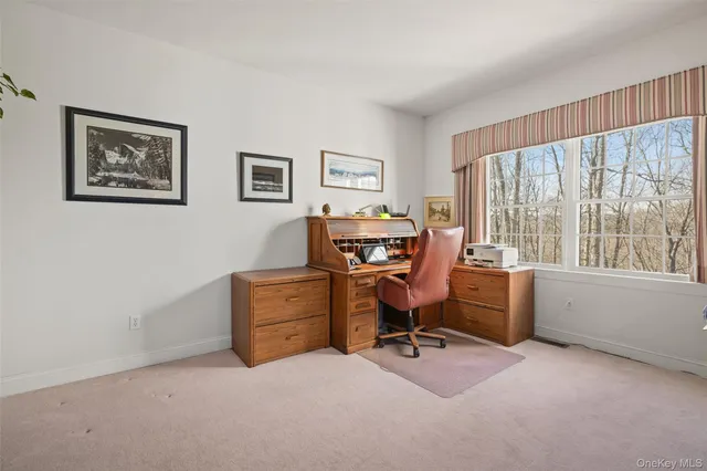 $1,299,000 | 13 Hyatt Lane, Somers, NY 10589