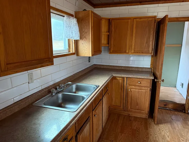 $75,000 | 3 Mcneil Lane, Franklin, ME 04634