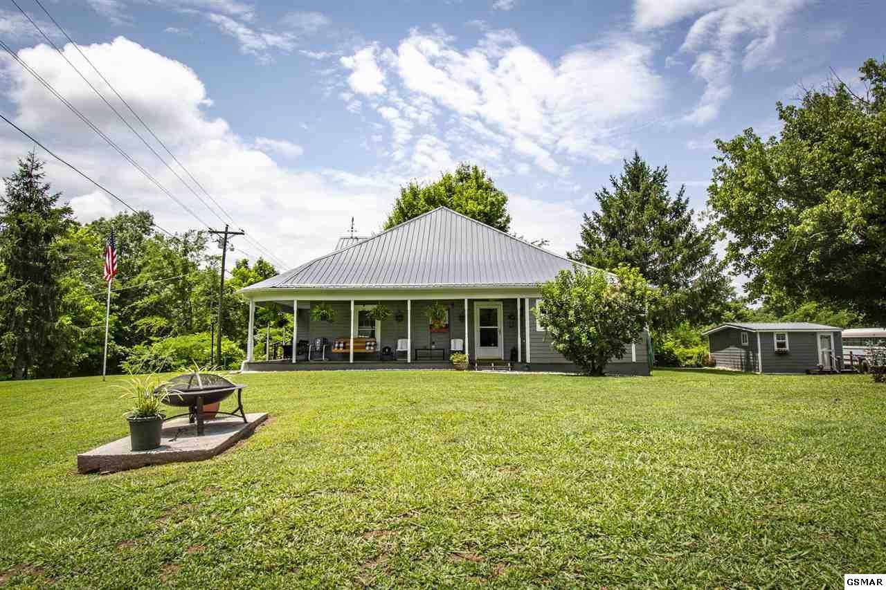 2095 Sockless Road Dandridge, TN 37725 - Photo 2 of 25