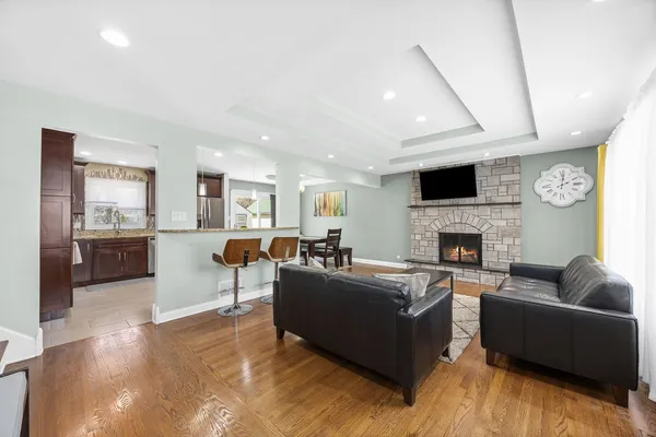 $419,999 | 8518 Forest Drive, Hickory Hills, IL 60457