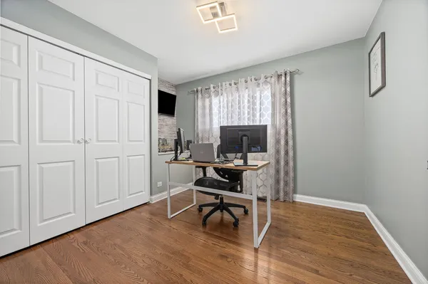$419,999 | 8518 Forest Drive, Hickory Hills, IL 60457