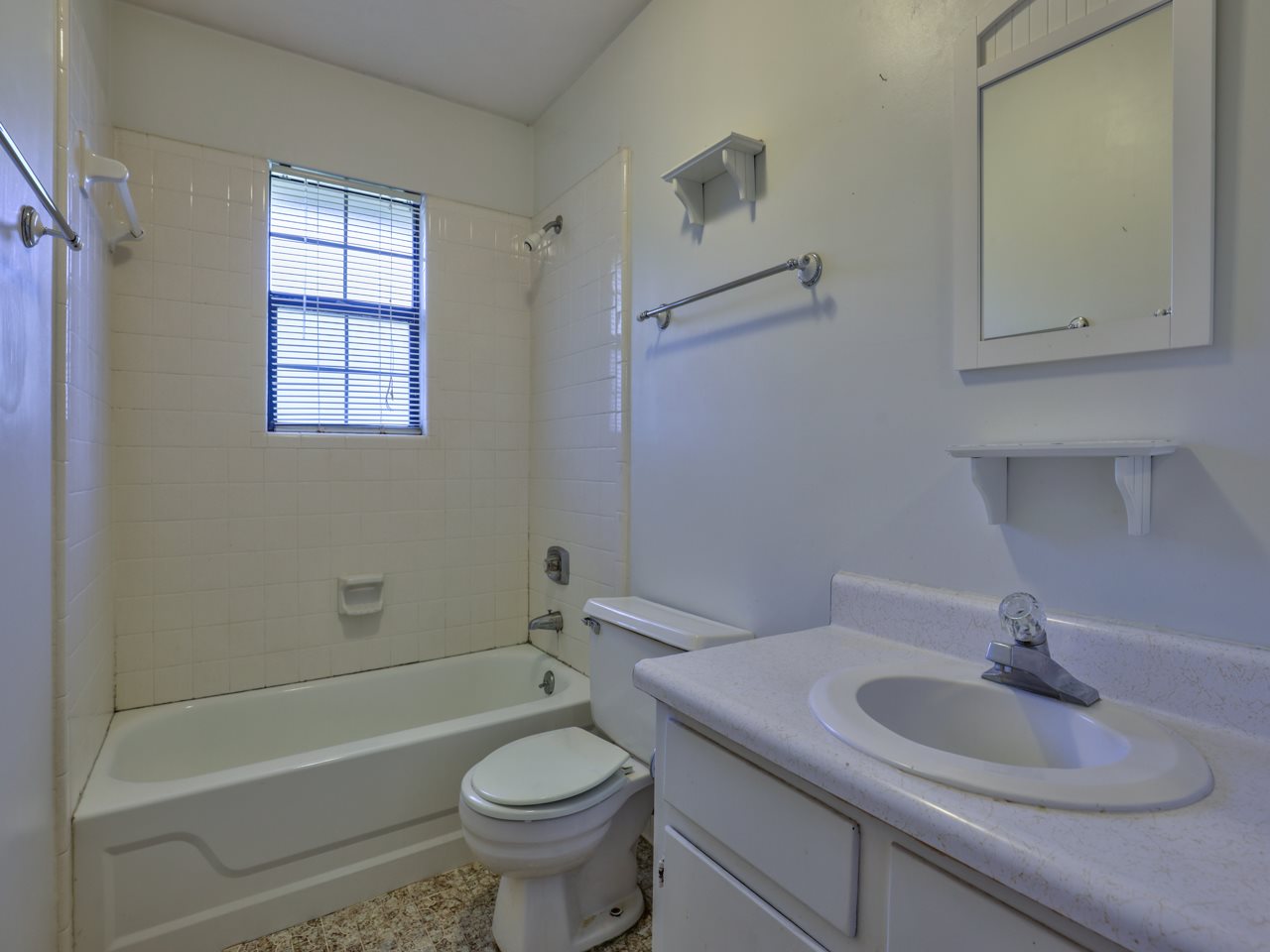 4222 Sherborne Road Tallahassee, FL 32303 - Photo 5 of 19 Gallery Image 5
