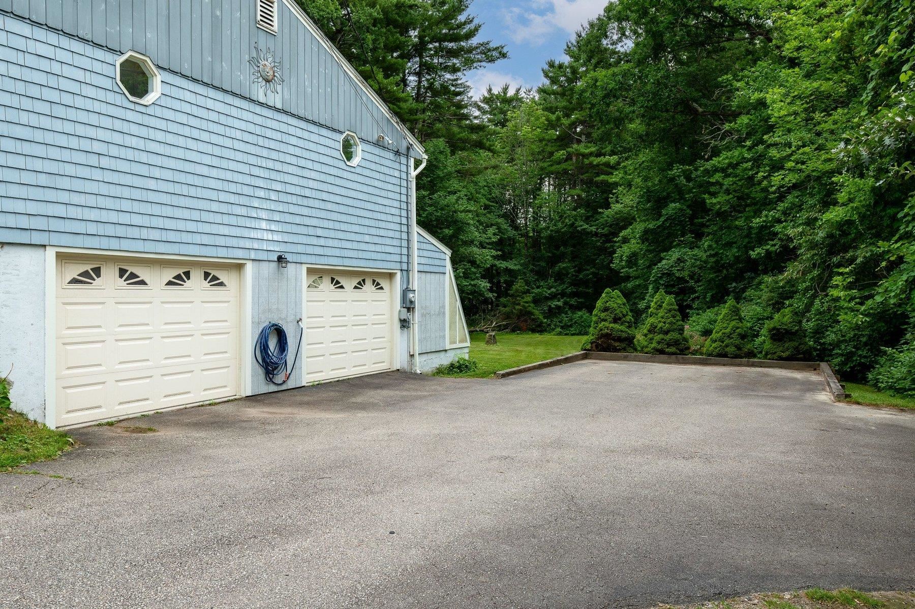 23 Island Pond Road Atkinson, NH 03811 - Photo 5 of 44