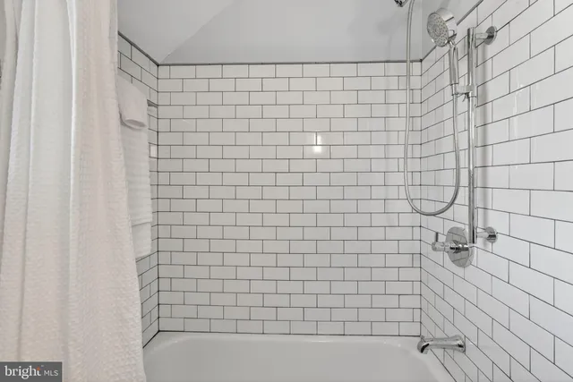 $630,000 | 4315 35th Street South, Arlington, VA 22206