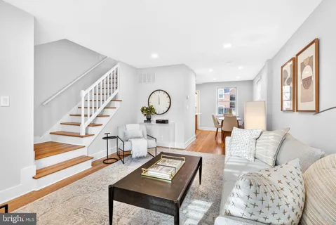 $630,000 | 4315 35th Street South, Arlington, VA 22206