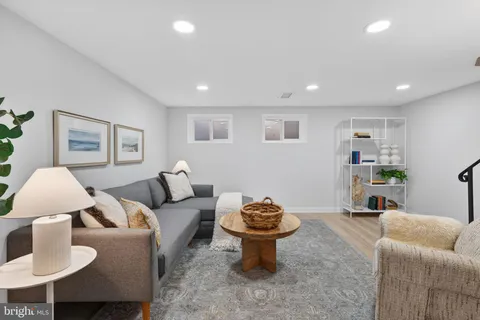 $630,000 | 4315 35th Street South, Arlington, VA 22206