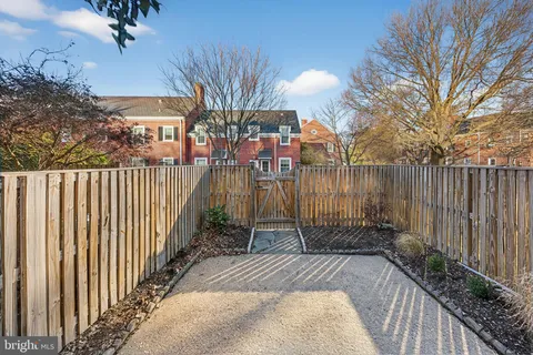 $630,000 | 4315 35th Street South, Arlington, VA 22206