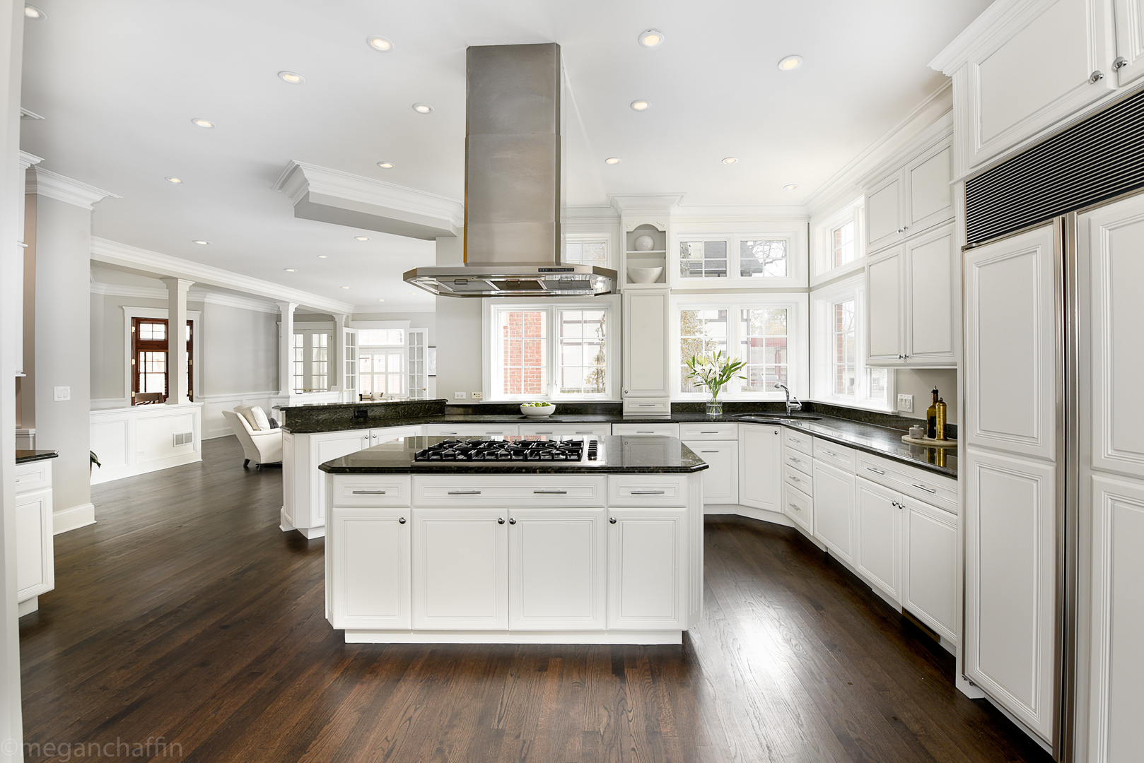 500 Sunset Road Winnetka, IL 60093 - Photo 9 of 34