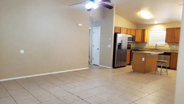 $2,250 | 10970 West Sheridan Street, Avondale, AZ 85392