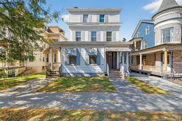 $1,975 | 49 South Hamilton Street, Unit 2, Poughkeepsie, NY 12601