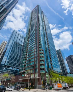 $699,000 | 505 North McClurg Court, Unit 3905, Chicago, IL 60611