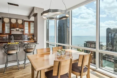 $699,000 | 505 North McClurg Court, Unit 3905, Chicago, IL 60611