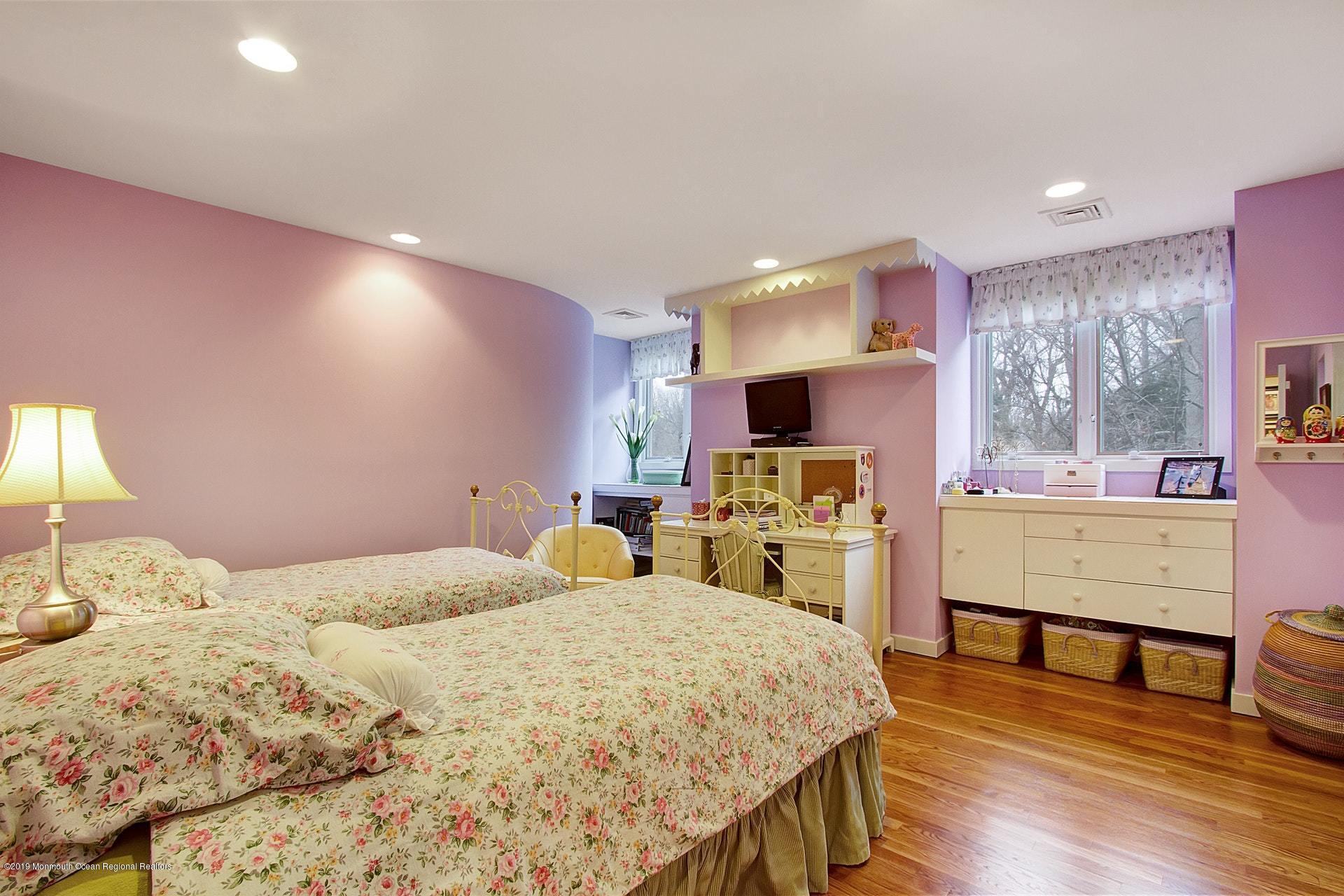 4 Harding Lane Rumson, NJ 07760 - Photo 19 of 32 Bedroom