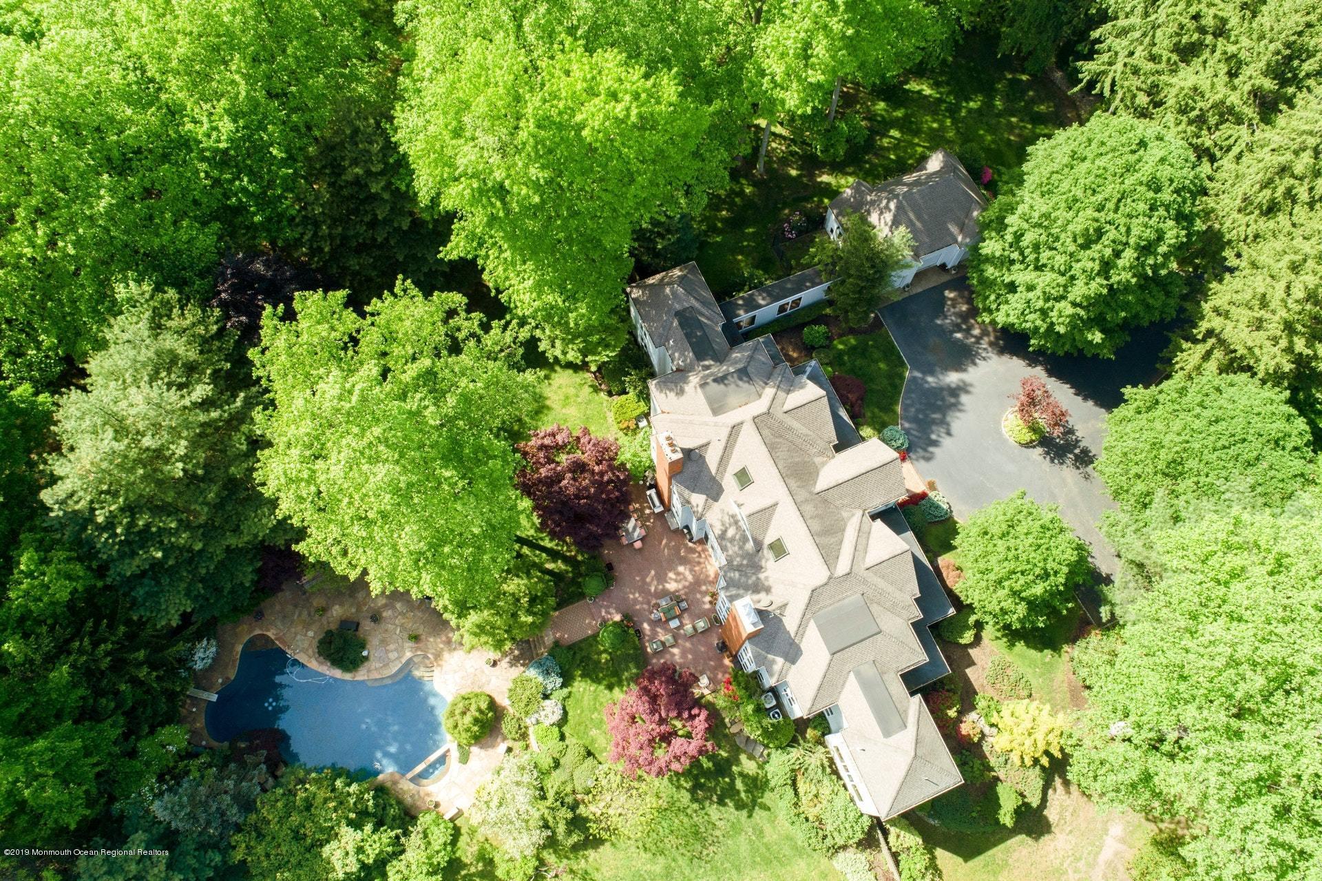 4 Harding Lane Rumson, NJ 07760 - Photo 31 of 32 Aerial