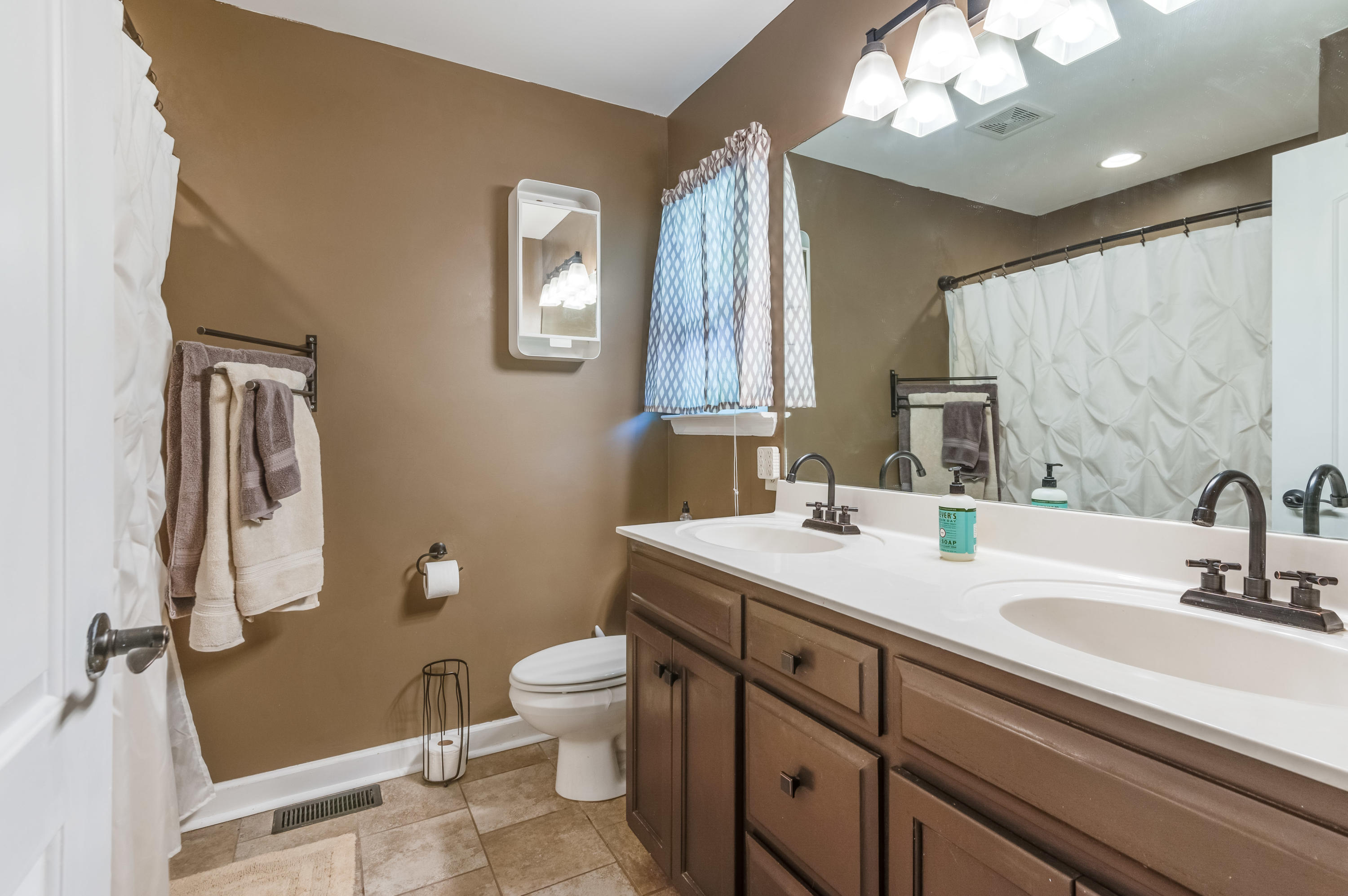1737 Yaphank Road Soddy Daisy, TN 37379 - Photo 12 of 22 1737_Yaphank_Rd_0013