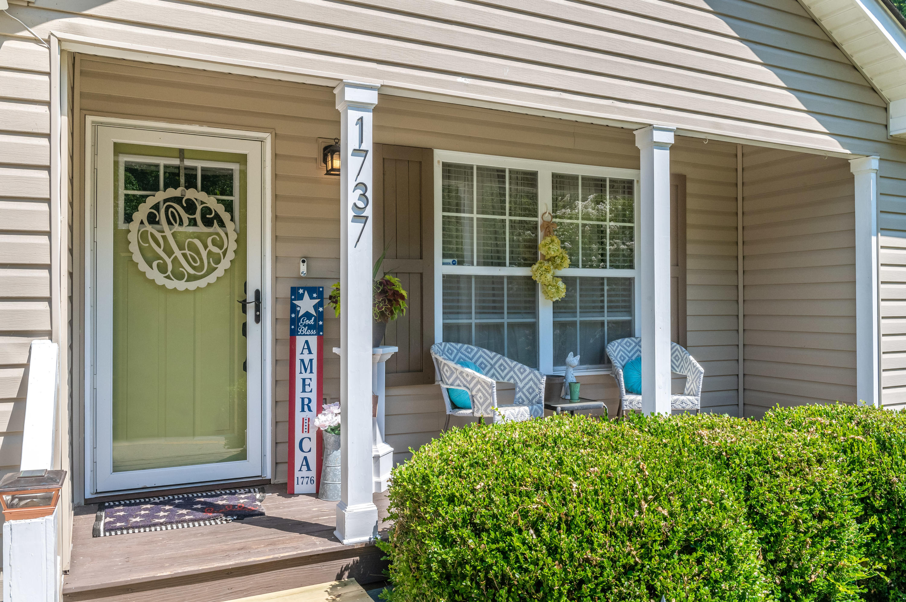 1737 Yaphank Road Soddy Daisy, TN 37379 - Photo 2 of 22 1737_Yaphank_Rd_0004