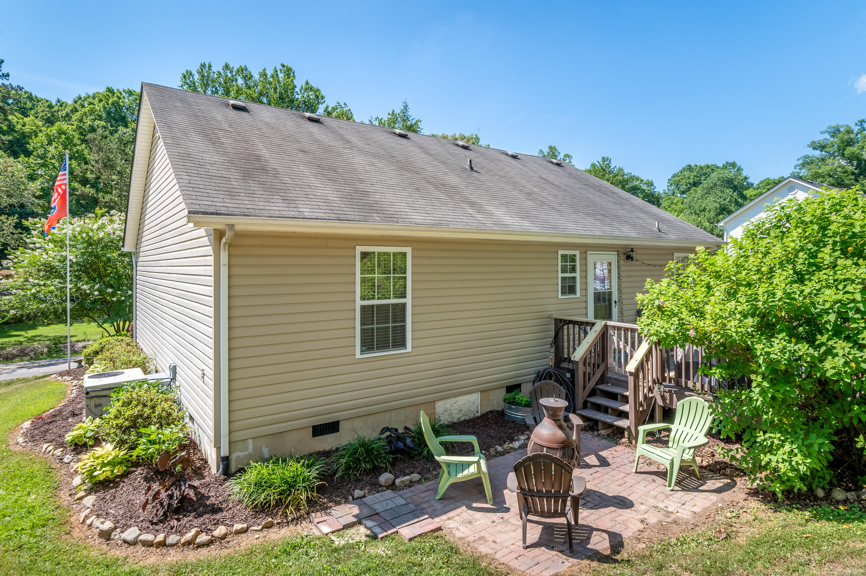 1737 Yaphank Road Soddy Daisy, TN 37379 - Photo 21 of 22 1737_Yaphank_Rd_0005