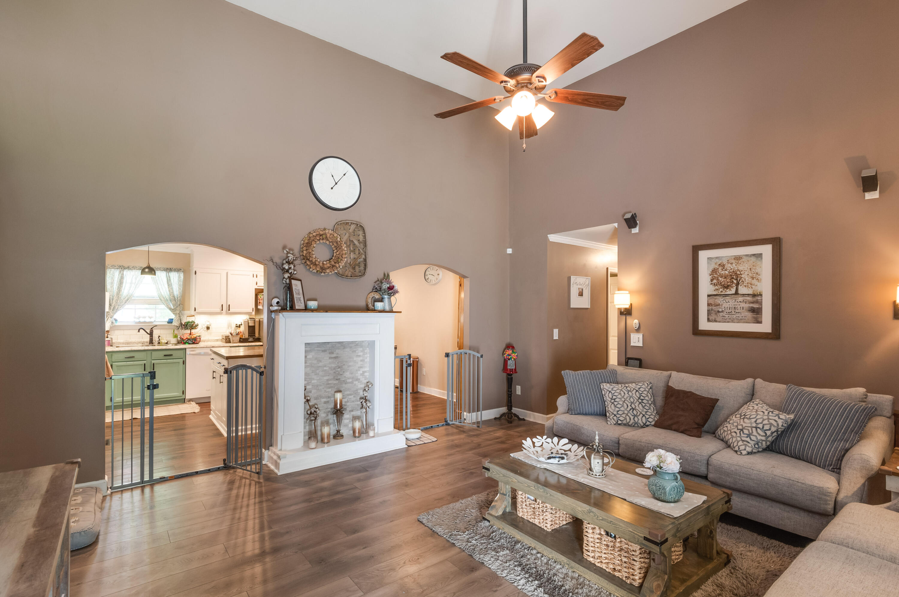 1737 Yaphank Road Soddy Daisy, TN 37379 - Photo 5 of 22 1737_Yaphank_Rd_0017